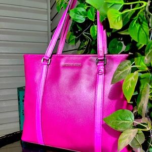 PEARL Dark & Light Fushia Leather Large Michael Kors Purse